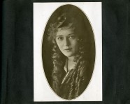 Mary Pickford Fan Scrapbook 1917-1919 p.24 -  
