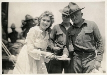 Mary Pickford serves the troops during WWI - 1918