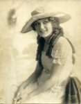 Mary Pickford portrait by Hartsook - 1916 (ca.)